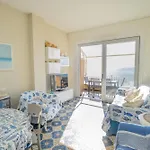 Liliana - Stella Marina - Trilocale Elegante Con Balcone Vista Mare - Accesso Diretto * וואריגוטי