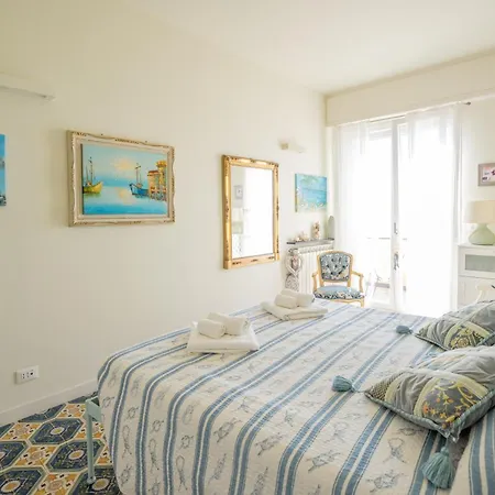 Liliana - Stella Marina - Trilocale Elegante Con Balcone Vista Mare - Accesso Diretto